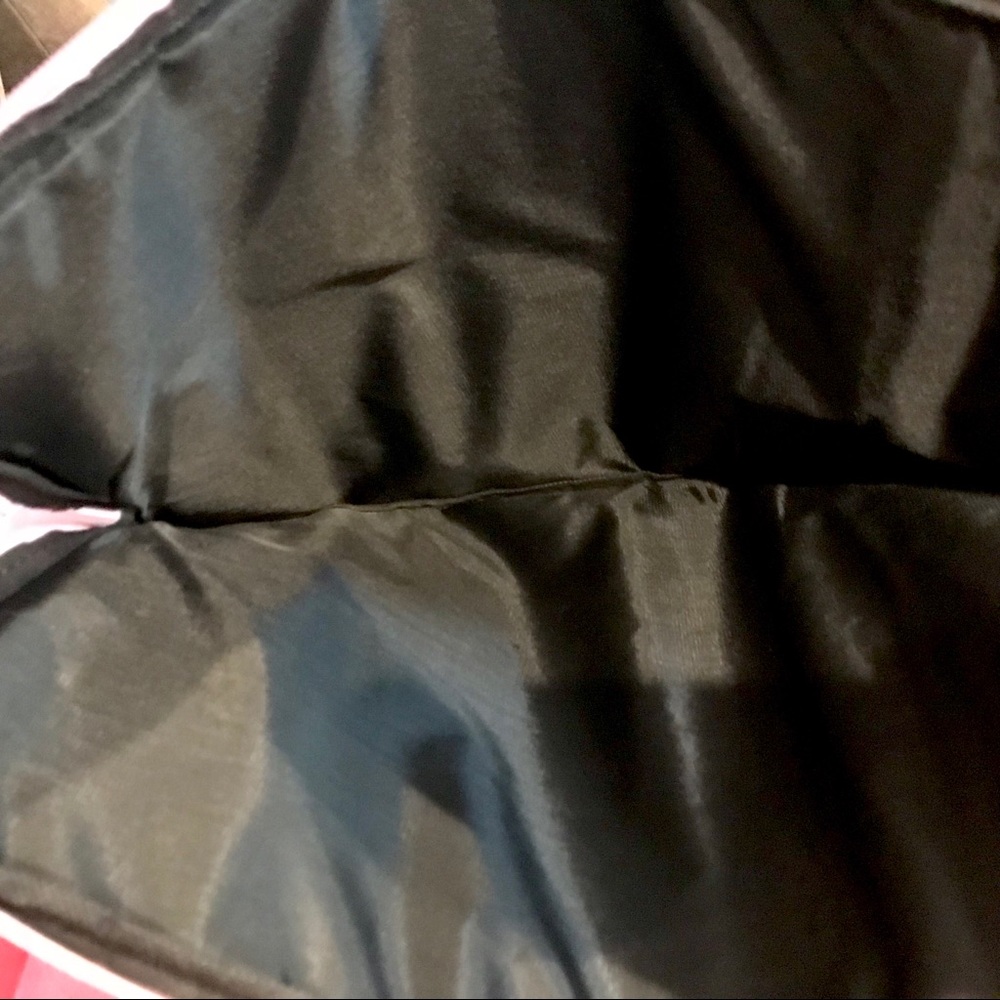 🆕 Victoria’s Secret Padded Laptop Case PINK - Picture 5 of 5